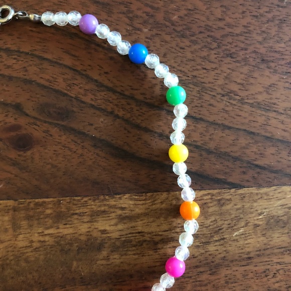 Rainbow heart & bow beaded Girls’ necklace - Picture 4 of 7